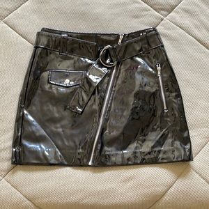 H&M Size 12 black patent leather mini skirt with belt